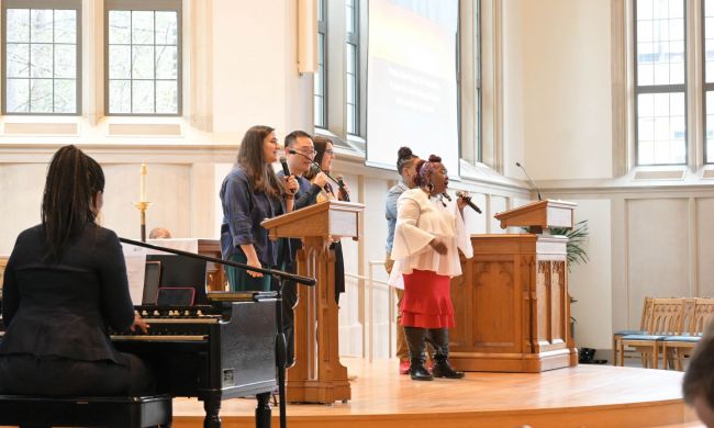 Worship leaders singing at 2024 OBCS Sankofa Lectures